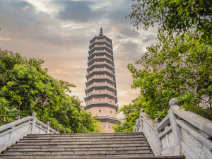 越南北部四日游完美融合了壮观的自然风光、原汁原味的当地文化以及越南北部令人难忘的旅行体验。