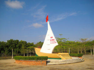 金瓯角是越南最南端的目的地，以独特的红树林、沿海景观以及陆地与大海交汇的标志性国家地标而闻名。